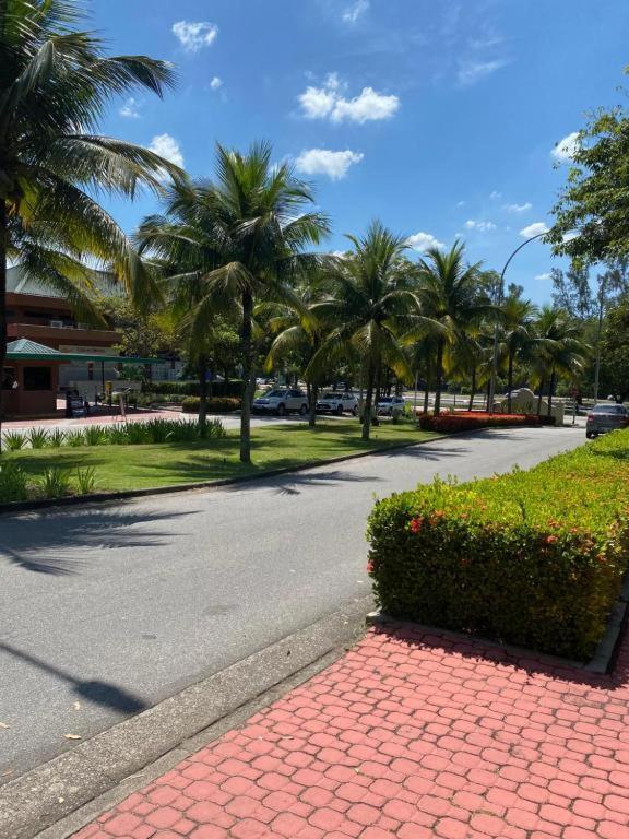 Barra Da Tijuca - 508 - De Frente Para Maravilhosa Piscina - Estacionamento Gratuito - Academia Comphania Atletica - Balsa Para Praia Gratis - Microondas - Geladeira Grande - Recepcao 24Horas - Wi-Fi - Com Pia Río de Janeiro Exterior foto