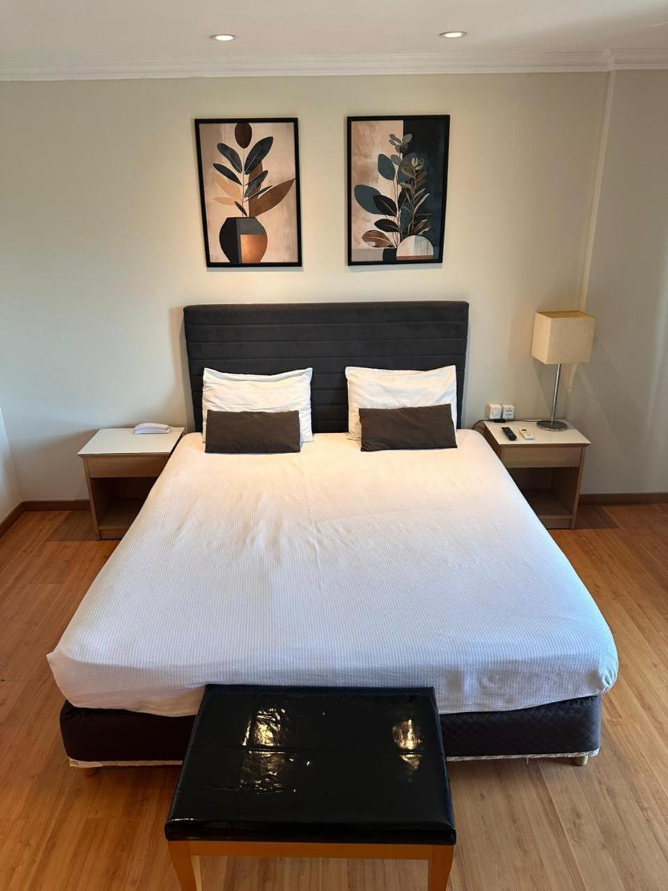 Barra Da Tijuca - 508 - De Frente Para Maravilhosa Piscina - Estacionamento Gratuito - Academia Comphania Atletica - Balsa Para Praia Gratis - Microondas - Geladeira Grande - Recepcao 24Horas - Wi-Fi - Com Pia Río de Janeiro Exterior foto